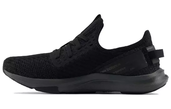 Кроссовки DynaSoft Nergize Sport V2 Lifestyle женские низкие черные New Balance