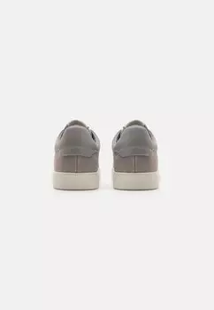 Кроссовки Emporio Armani, серый