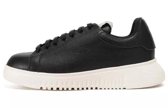 Кроссовки EMPORIO ARMANI Tumbled Leather Sneakers, черный