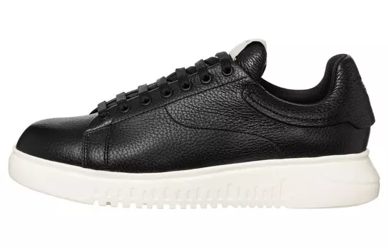 Кроссовки EMPORIO ARMANI Tumbled Leather Sneakers, черный