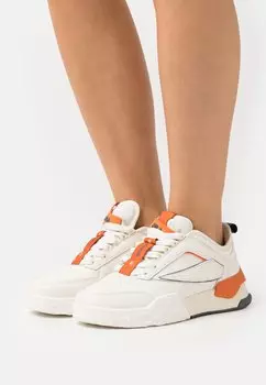 Кроссовки Fila Modern, зефир