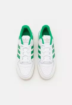 Кроссовки Forum Unisex adidas Originals, обувь белого/зеленого/белого облаков