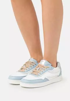 Кроссовки Geox