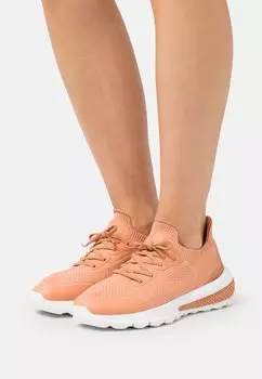 Кроссовки Geox D Spherica Actif, персиковый