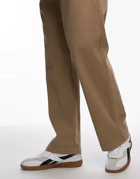 Кроссовки Hammer Street в белом и черном цвете Reebok