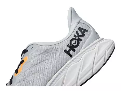 Кроссовки Hoka Arahi 6