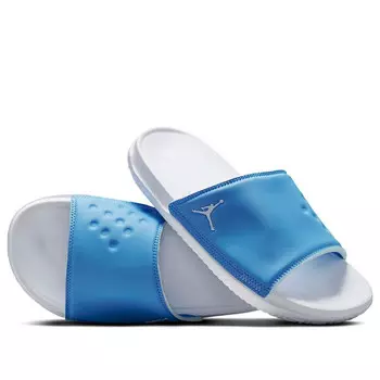 Кроссовки играют в слайды Air Jordan, синий