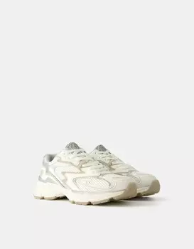 Кроссовки из контрастной сетки с металлическими деталями Bershka, мультиколор