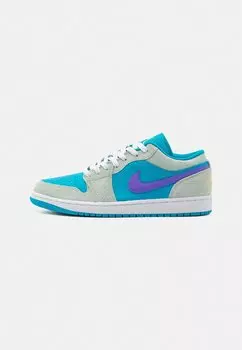 Кроссовки Jordan Air Jordan 1 Low Se, фисташковый мороз/небесное золото/акватон/психический фиолетовый