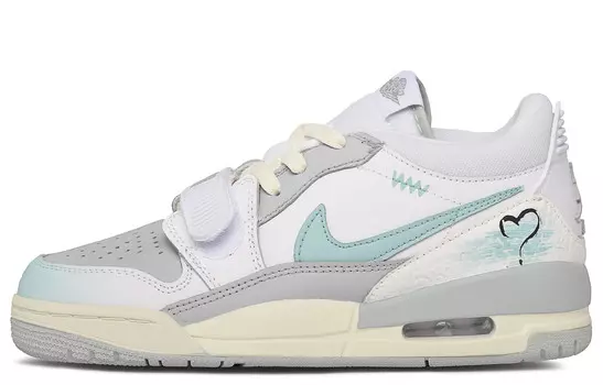 Кроссовки JORDAN Legacy 312 Kids' Basketball Shoes Grade School, белый