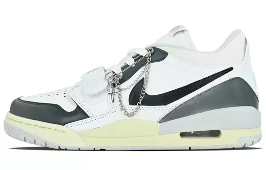 Кроссовки Jordan Legacy 312 Vintage Basketball Shoes Men Low-top Gray, черный/белый/серый