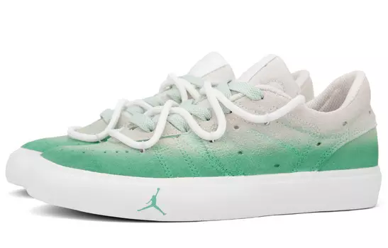 Кроссовки Jordan Skateboarding Shoes Women's Low-top White/green, зеленый