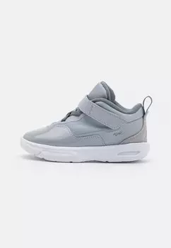 Кроссовки JORDAN STAY LOYAL 3 UNISEX, цвет wolf grey/cool grey/white