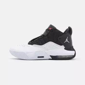 Кроссовки Jordan Stay Loyal, black/university red/white/metallic silver