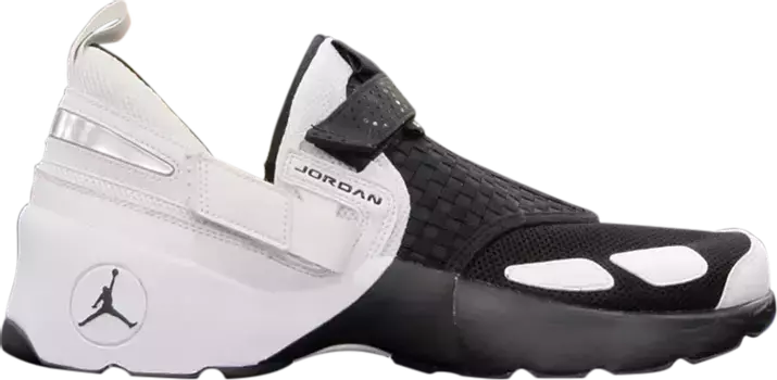 Кроссовки Jordan Trunner LX Black, черный