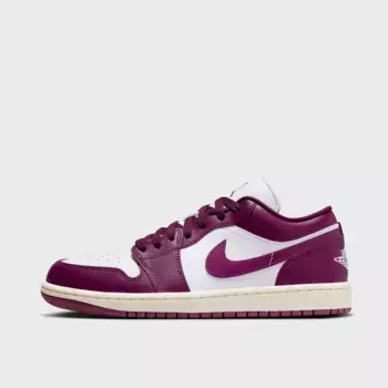 Кроссовки Jordan WMNS Air Jordan 1 Low, фиолетовый/белый