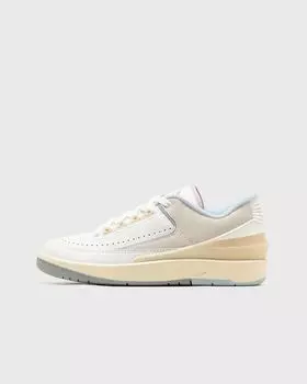 Кроссовки Jordan Wmns Air Jordan 2 Retro Low "Look, Up In The Air", цвет summit white/varsity red-ice blue