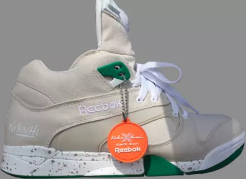 Кроссовки kicks hawaii x court victory pump uni Reebok, белый