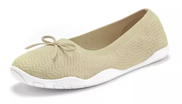 Кроссовки LASCANA, балетки, на плоской и гибкой подошве, очень легкие, тапочки, полуботинки VEGAN, бежевый