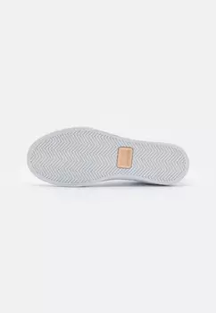 Кроссовки LEROND PRO 224 Lacoste, белый