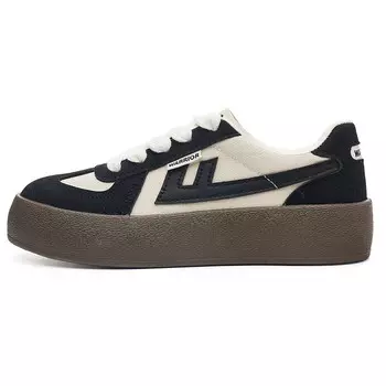 Кроссовки Lifestyle женские с низким верхом, цвет черный рисовый Warrior