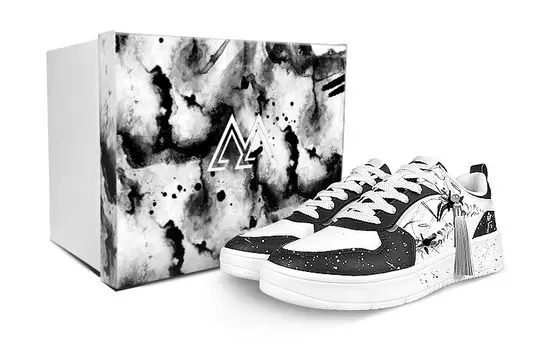 Кроссовки LINING Spike Years Skateboard Shoes Men Low-Top White Black
