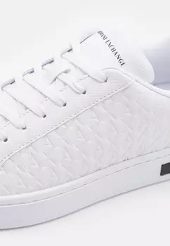 Кроссовки LONDON Armani Exchange, белый