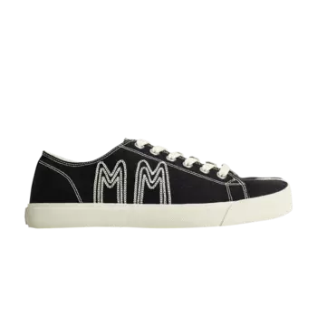 Кроссовки Maison Margiela Tabi 'Embroidered Logo - Black', черный