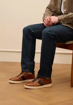 Кроссовки Manfield, коричневый