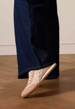 Кроссовки Manfield, розовый