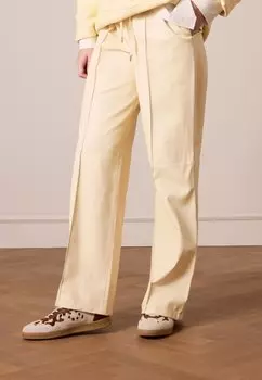 Кроссовки MIT SPITZE Manfield, бежевый