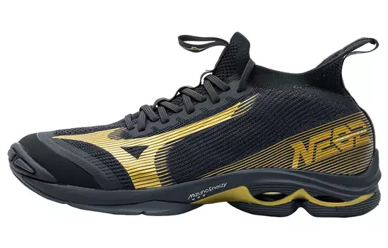 Кроссовки Mizuno Wave Lightning Neo Мужчины, Gold