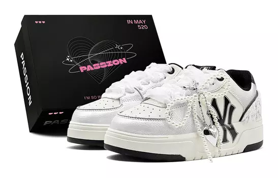 Кроссовки MLB Chunky Liner Skateboarding Shoes Unisex Low-top Black, серебряный