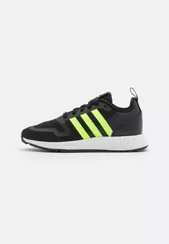 Кроссовки MULTIX UNISEX adidas Originals, черный
