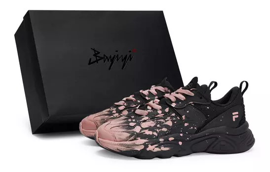 Кроссовки мужские Lifestyle Shoes Men Low-Top Pink Fila, цвет Black meat powder