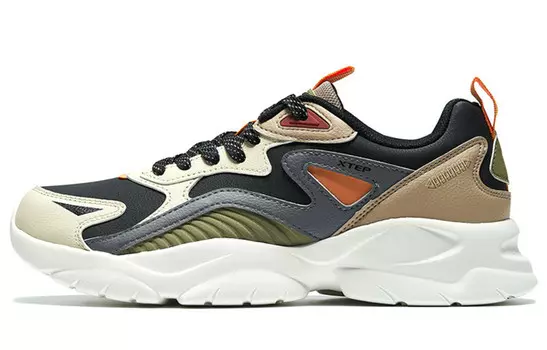 Кроссовки мужские массивные низкие черные Kaki Xtep