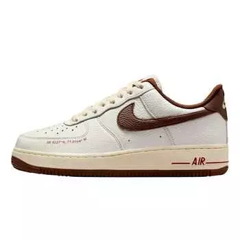 Кроссовки мужские Nike, белый