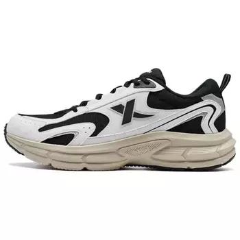 Кроссовки мужские низкие белые/черные Xtep