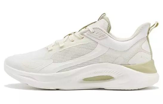 Кроссовки мужские низкие белые Xtep