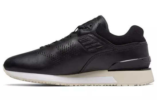 Кроссовки мужские низкие черные/белые/метр New Balance