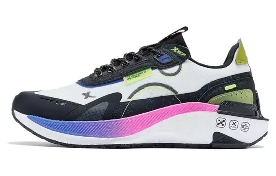 Кроссовки мужские низкие черные/белые Xtep