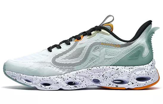 Кроссовки мужские низкие нейтральные оливковые/средне-оливковые/светло-костяные/черные Xtep