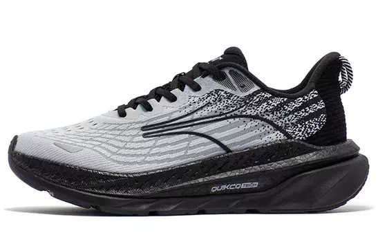 Кроссовки мужские Red Flame 3 Low-top черные 361°