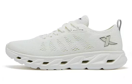 Кроссовки мужские с низким верхом Sail белые Xtep