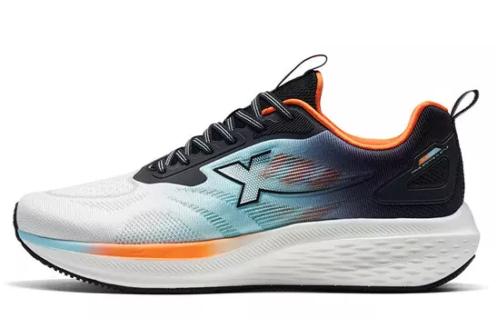 Кроссовки мужские с низким верхом Sail белые/исландские синие/черные Xtep