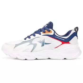 Кроссовки мужские с низким верхом Sail Белый/темно-синий Xtep