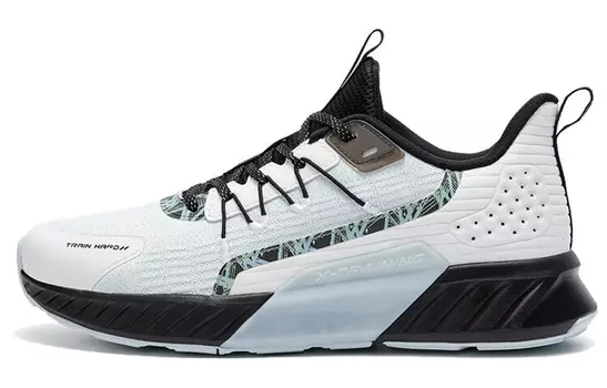 Кроссовки мужские с низким верхом Sail Белый/Снежный туман Зеленый/черный Xtep