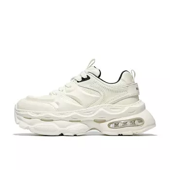 Кроссовки мужские толстые низкие Moerbai, белый