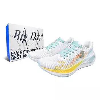 Кроссовки мужские WuShi Lite Low-top оранжевого цвета Lining