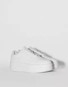 Кроссовки на платформе со стразами Bershka